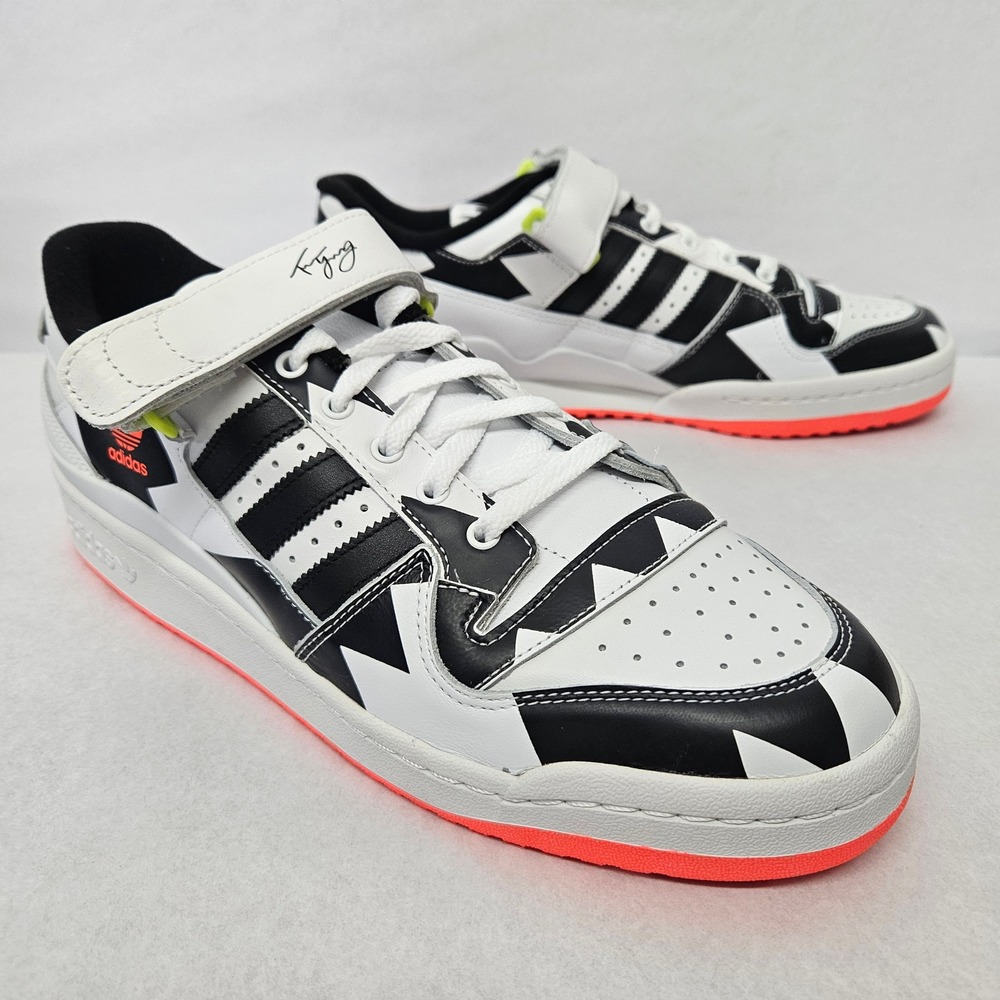 Adidas Men's Forum Low Trae Young Casual Shoes GX6128 White Black Red Sz‎ 11.5